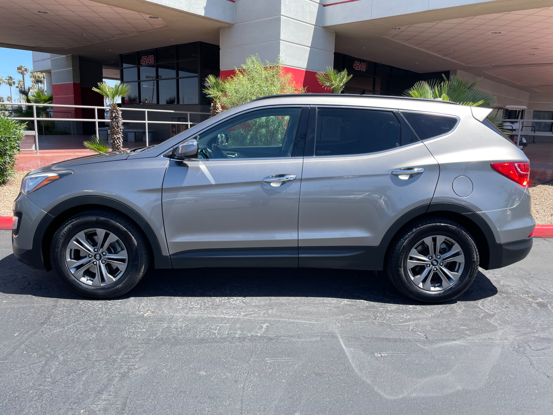 hyundai santa fe 2015 5XYZU3LB9FG251970 image hyundai santa fe 2015 5XYZU3LB9FG251970 image